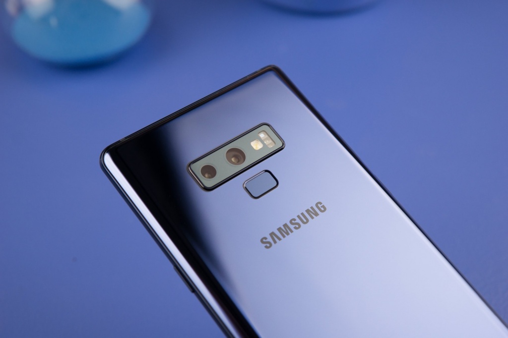 Отличная пейзажная камера с двумя сенсорами флагмана Samsung Galaxy Note 9 Отличная пейзажная камера с двумя сенсорами флагмана Samsung Galaxy Note 9